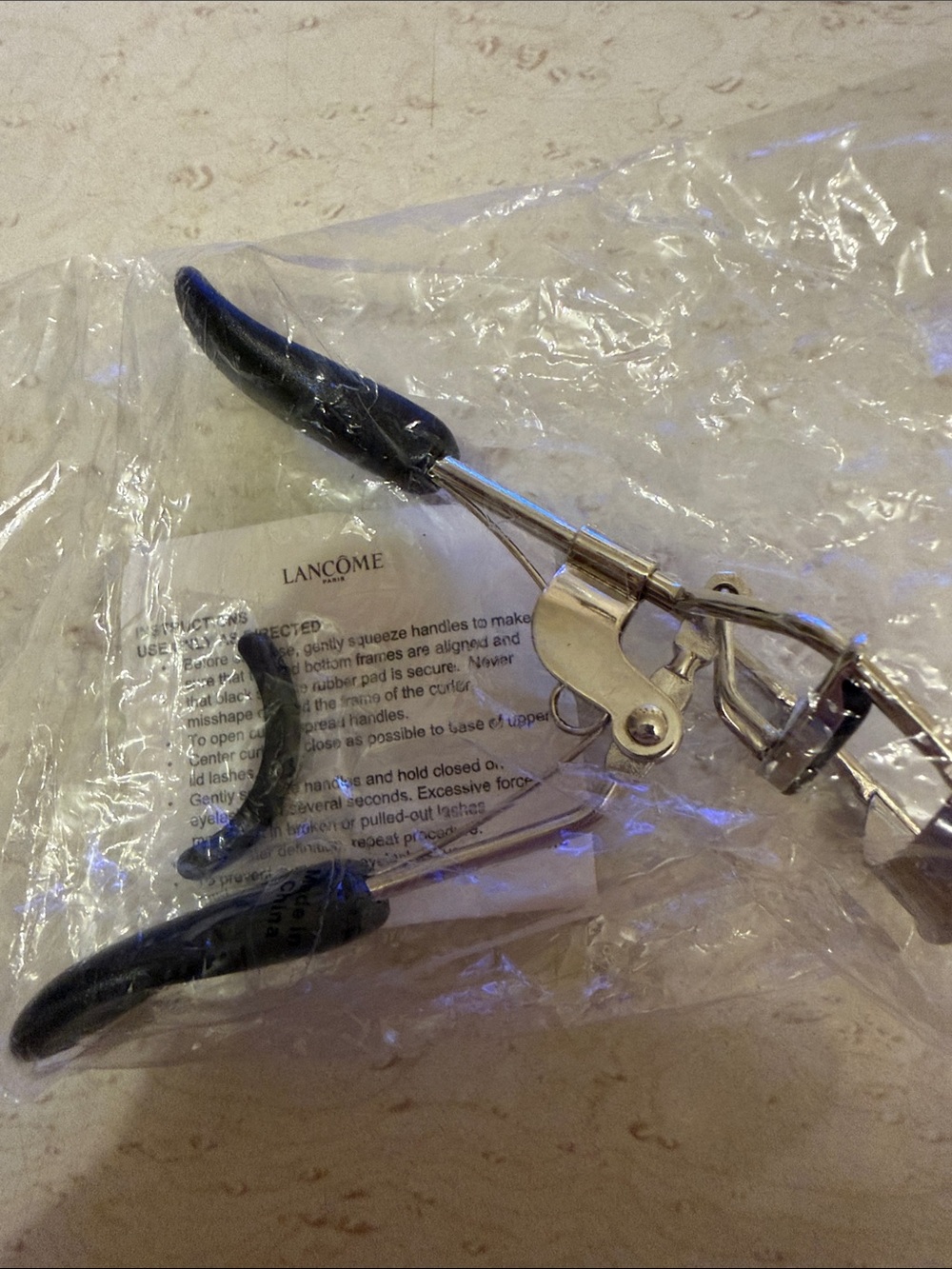 Black Eyelash Curler — Precision Lash Lifting Tool